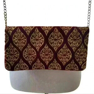 Shiraleah Red Gold Velvet Silk Clutch Crossbody  Party Lined